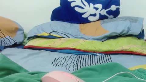 Snapshot of milena_hoot_ chatting on October 2025 12:10:02 AM MILENA online show from October 2025 12:10:02 AM