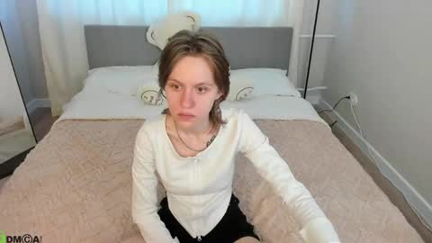 Snapshot of milena_milyan chatting on May 2026 01:10:02 AM Milena online show from May 2026 01:10:02 AM