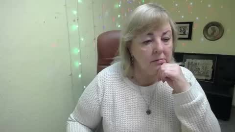 Snapshot of milenawedxy chatting on November 2025 06:24:02 AM Milena online show from November 2025 06:24:02 AM