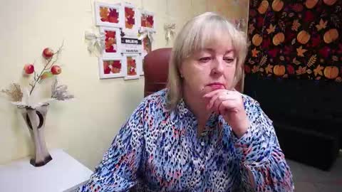 Snapshot of milenawedxy chatting on November 2025 06:13:01 AM Milena online show from November 2025 06:13:01 AM