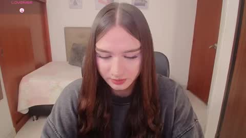 Miley online show from November 2025 03:12:02 PM