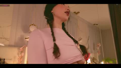 Miley online show from September 2025 07:24:02 AM