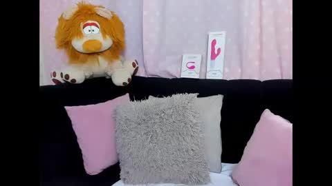 Snapshot of milf_bigass_ chatting on November 2025 01:00:02 PM Antonella online show from November 2025 01:00:02 PM