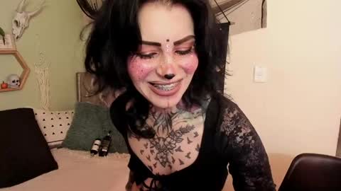 Isabella online show from June 2026 01:39:01 PM