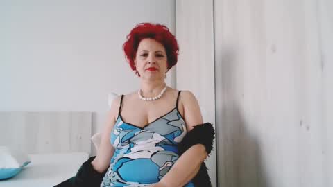 Milfsupreme online show from December 2025 12:56:01 PM