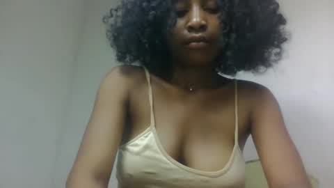 Snapshot of milinasy chatting on February 2026 06:11:02 PM milinasy online show from February 2026 06:11:02 PM