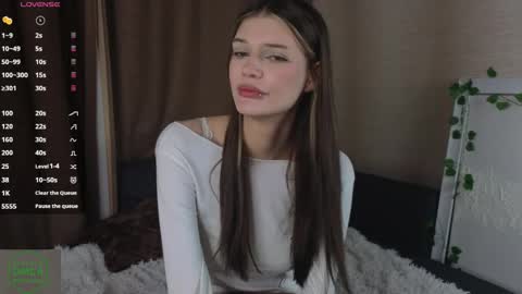 Snapshot of milisa_sweeti chatting on May 2026 09:34:01 PM Milisa online show from May 2026 09:34:01 PM