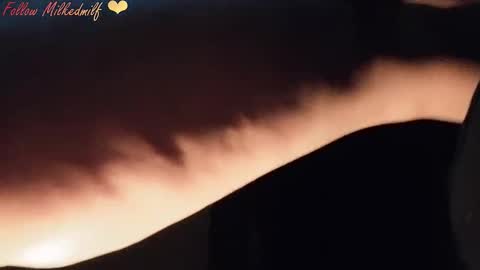 Snapshot of milkedmilf chatting on February 2026 06:40:02 AM milkedmilf online show from February 2026 06:40:02 AM