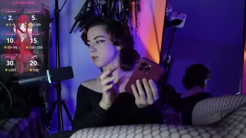 Snapshot of milkingmarlo chatting on September 2025 12:34:01 AM milkingmarlo online show from September 2025 12:34:01 AM