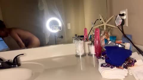 Snapshot of milkmarie123 chatting on November 2025 04:22:02 AM milkmarie online show from November 2025 04:22:02 AM