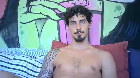 Snapshot of milkoffee chatting on March 2025 03:45:02 PM milkoffee online show from March 2025 03:45:02 PM