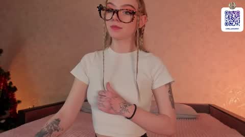 Milla online show from February 2025 09:16:01 PM