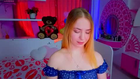 Milana online show from February 2026 10:32:01 PM