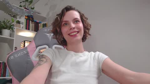 Milly online show from January 2025 01:33:02 PM