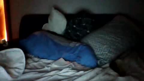 milten1987 online show from January 2025 11:12:02 PM