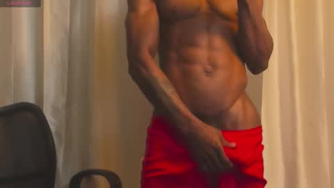 Miltonn online show from February 2025 11:19:02 PM