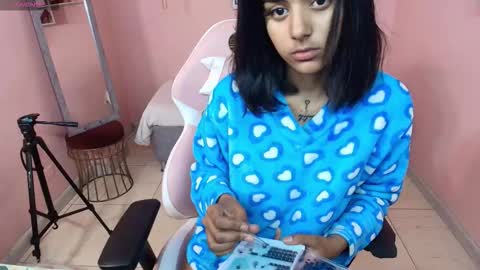 milu_carbajal_x online show from January 2026 08:14:02 PM