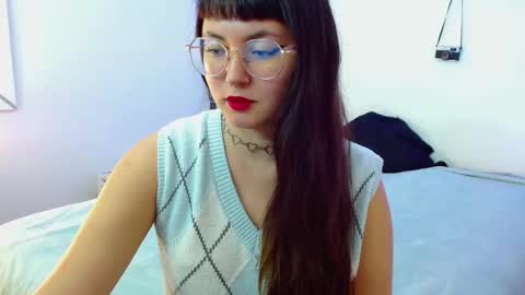 Snapshot of mily_baker chatting on December 2024 09:59:02 PM mily_baker online show from December 2024 09:59:02 PM