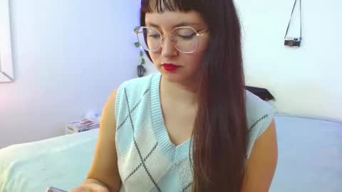 Snapshot of mily_baker chatting on December 2024 05:37:01 PM mily_baker online show from December 2024 05:37:01 PM