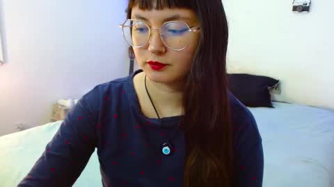 Snapshot of mily_baker chatting on December 2024 10:02:02 PM mily_baker online show from December 2024 10:02:02 PM