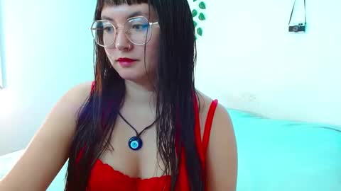 Snapshot of mily_baker chatting on December 2024 07:33:01 PM mily_baker online show from December 2024 07:33:01 PM