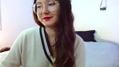 Snapshot of mily_baker chatting on January 2025 04:48:01 PM mily_baker online show from January 2025 04:48:01 PM