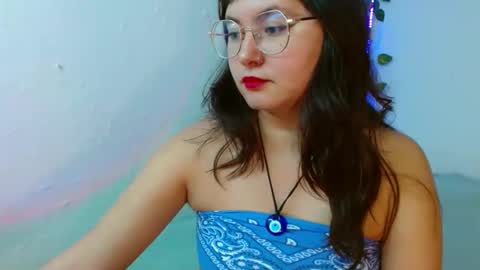 Snapshot of mily_baker chatting on January 2025 05:10:02 PM mily_baker online show from January 2025 05:10:02 PM