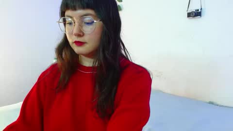 Snapshot of mily_baker chatting on February 2025 10:31:01 PM mily_baker online show from February 2025 10:31:01 PM
