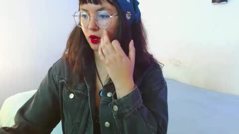 Snapshot of mily_baker chatting on February 2025 06:59:01 PM mily_baker online show from February 2025 06:59:01 PM