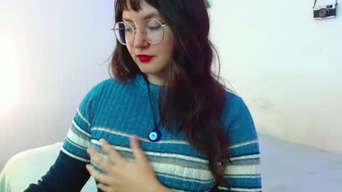 Snapshot of mily_baker chatting on February 2025 06:53:01 PM mily_baker online show from February 2025 06:53:01 PM
