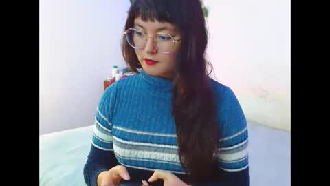 Snapshot of mily_baker chatting on February 2025 01:00:01 AM mily_baker online show from February 2025 01:00:01 AM