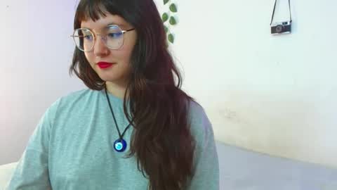 Snapshot of mily_baker chatting on February 2025 05:39:01 PM mily_baker online show from February 2025 05:39:01 PM
