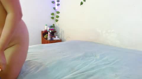 Snapshot of mily_baker chatting on February 2025 06:31:01 PM mily_baker online show from February 2025 06:31:01 PM
