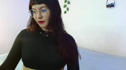 Snapshot of mily_baker chatting on February 2025 04:20:02 PM mily_baker online show from February 2025 04:20:02 PM