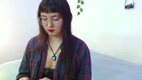 Snapshot of mily_baker chatting on March 2025 05:43:02 PM mily_baker online show from March 2025 05:43:02 PM