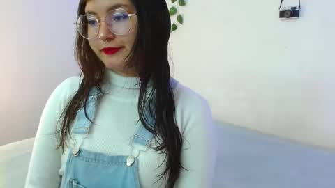 Snapshot of mily_baker chatting on March 2025 06:22:01 PM mily_baker online show from March 2025 06:22:01 PM
