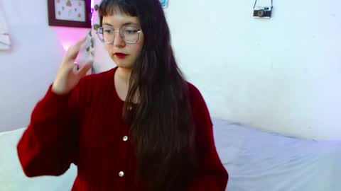 mily_baker online show from May 2026 01:11:02 AM
