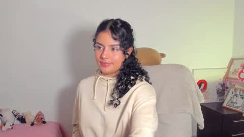 Snapshot of mimi_sa chatting on April 2026 03:15:01 AM Mimii online show from April 2026 03:15:01 AM