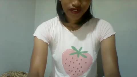 Snapshot of mimisexy295320 chatting on January 2025 04:56:01 AM mimisexy295320 online show from January 2025 04:56:01 AM
