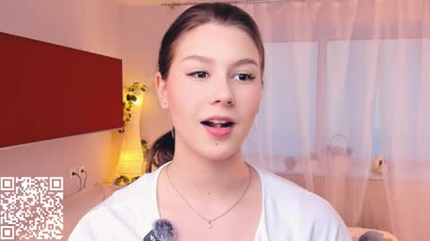 Mindi online show from October 2025 07:16:01 AM