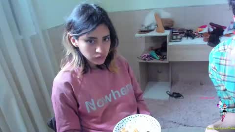 Snapshot of minefoxy2 chatting on September 2025 07:59:01 PM Amber online show from September 2025 07:59:01 PM