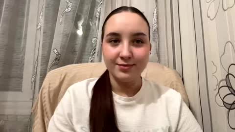 Snapshot of minervareddoch chatting on October 2025 04:44:02 PM Daisy online show from October 2025 04:44:02 PM