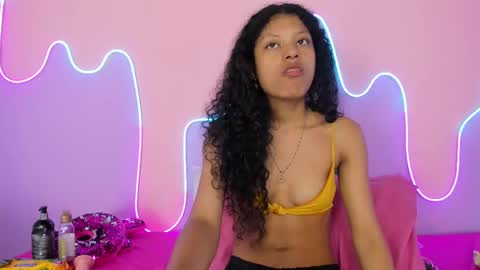 Mingie online show from February 2025 02:43:02 PM