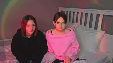 Snapshot of mini_bunny_mini chatting on September 2025 05:31:01 AM KarinaLeila online show from September 2025 05:31:01 AM