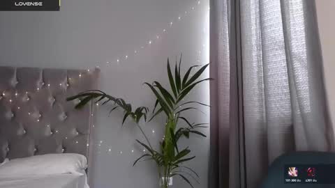 Snapshot of minikunis chatting on December 2025 07:53:01 PM Mini Mila Kunis ft Ashton Katchero. Follow me to stay in touch online show from December 2025 07:53:01 PM