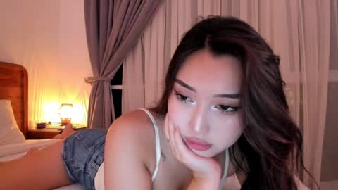 minnie_jin online show from December 2025 01:38:02 PM