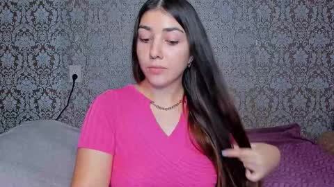 Snapshot of mira_bloempje chatting on October 2025 04:30:01 PM Mira online show from October 2025 04:30:01 PM