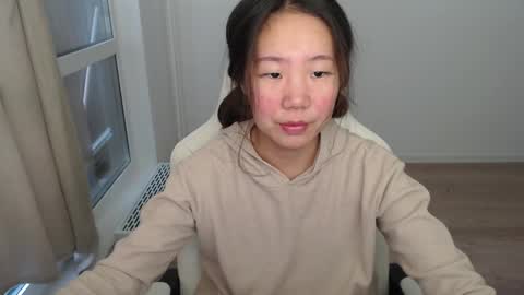 mira_g online show from February 2025 07:03:01 AM