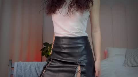 Mira online show from January 2025 07:38:01 PM