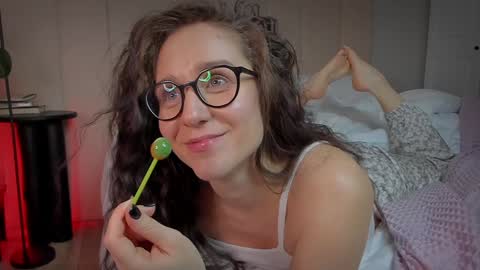 Mira online show from January 2025 10:45:01 PM